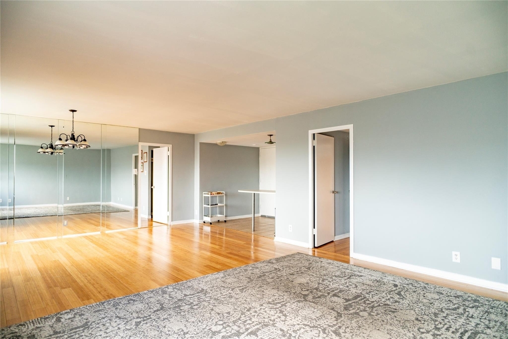 7510 Hornwood Drive - Photo 3