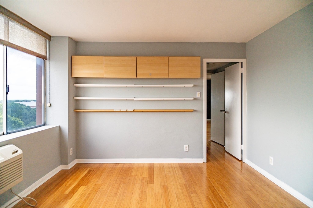 7510 Hornwood Drive - Photo 2