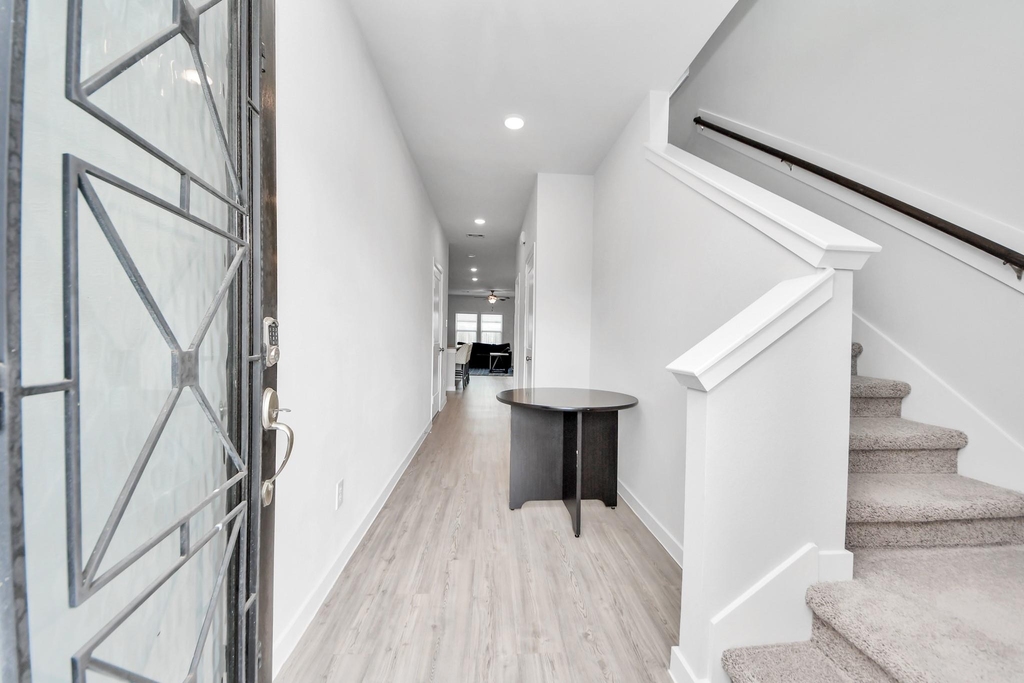 5806 Quest Valley Drive - Photo 3