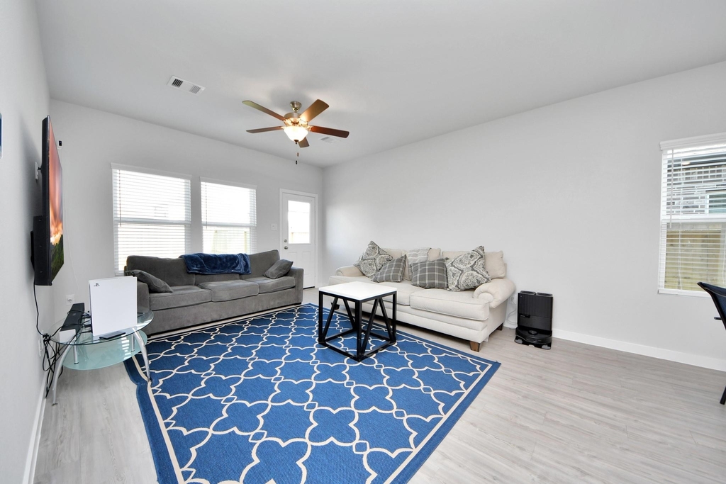 5806 Quest Valley Drive - Photo 15