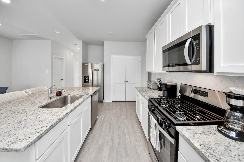 5806 Quest Valley Drive - Photo 13