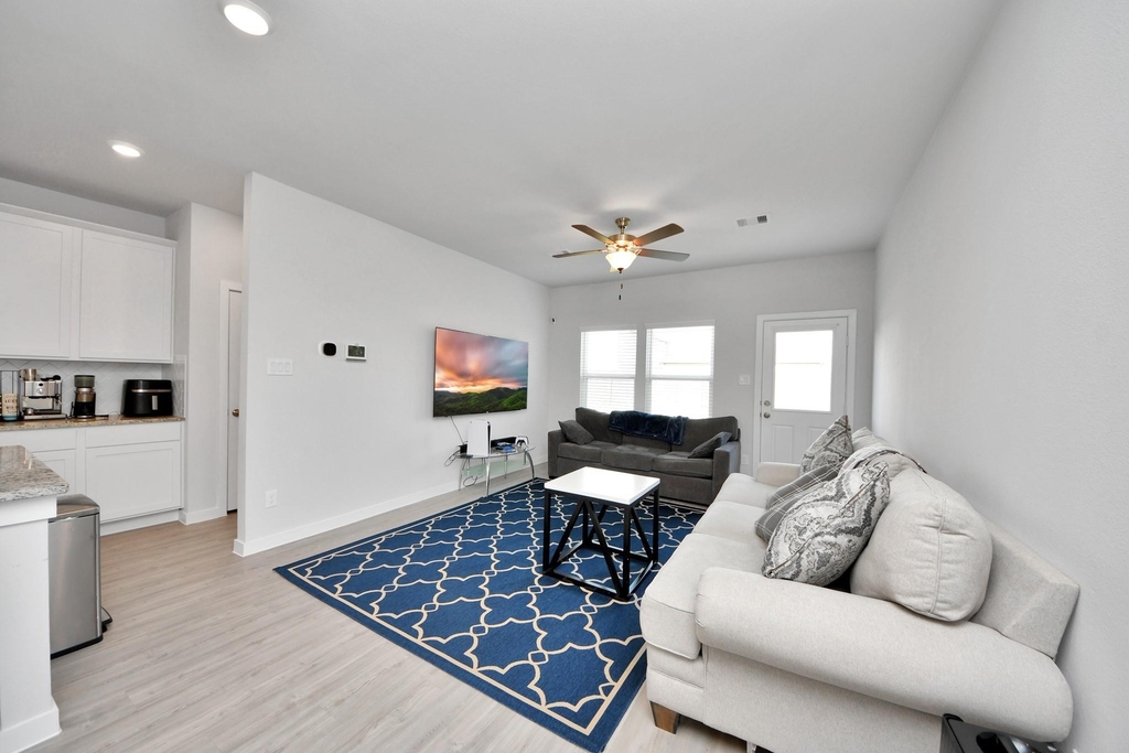 5806 Quest Valley Drive - Photo 16