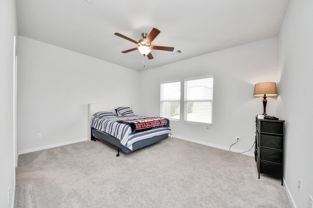 5806 Quest Valley Drive - Photo 18