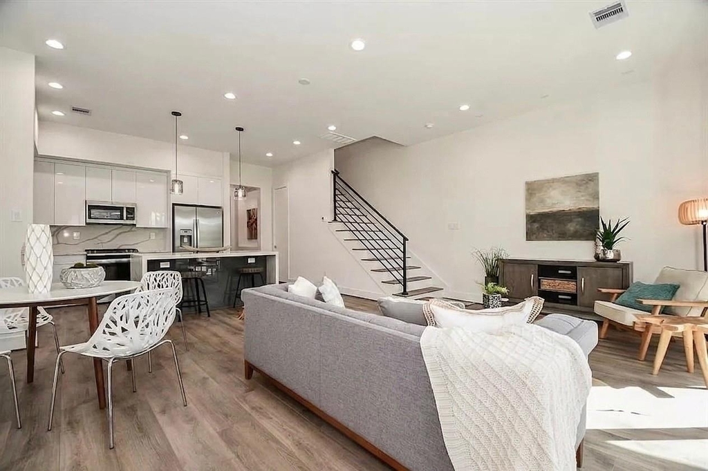 3609 Dennis Street - Photo 15