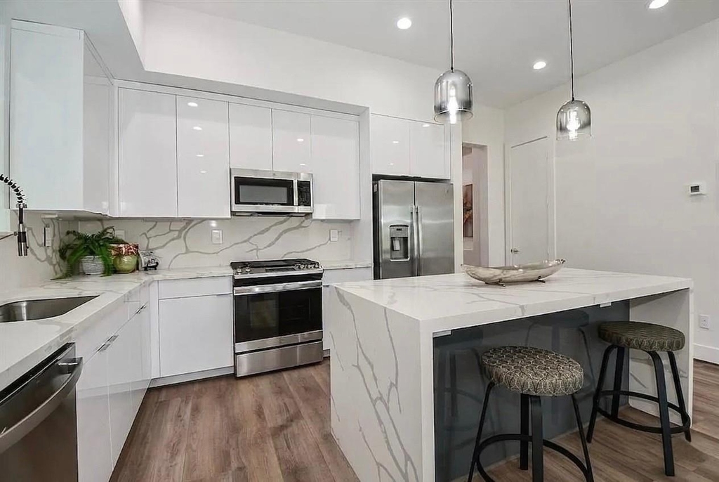 3609 Dennis Street - Photo 8