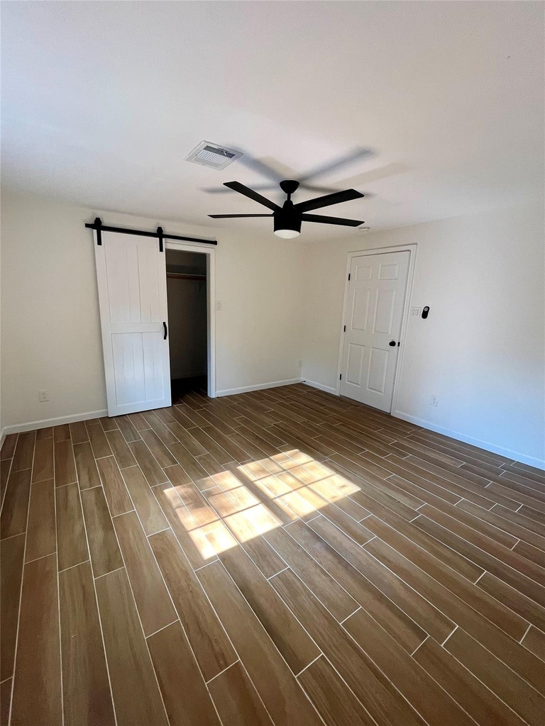302 Moody Street - Photo 7
