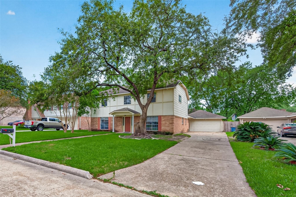 5703 Green Timbers Drive - Photo 3