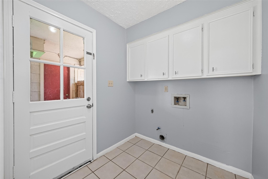 5703 Green Timbers Drive - Photo 17