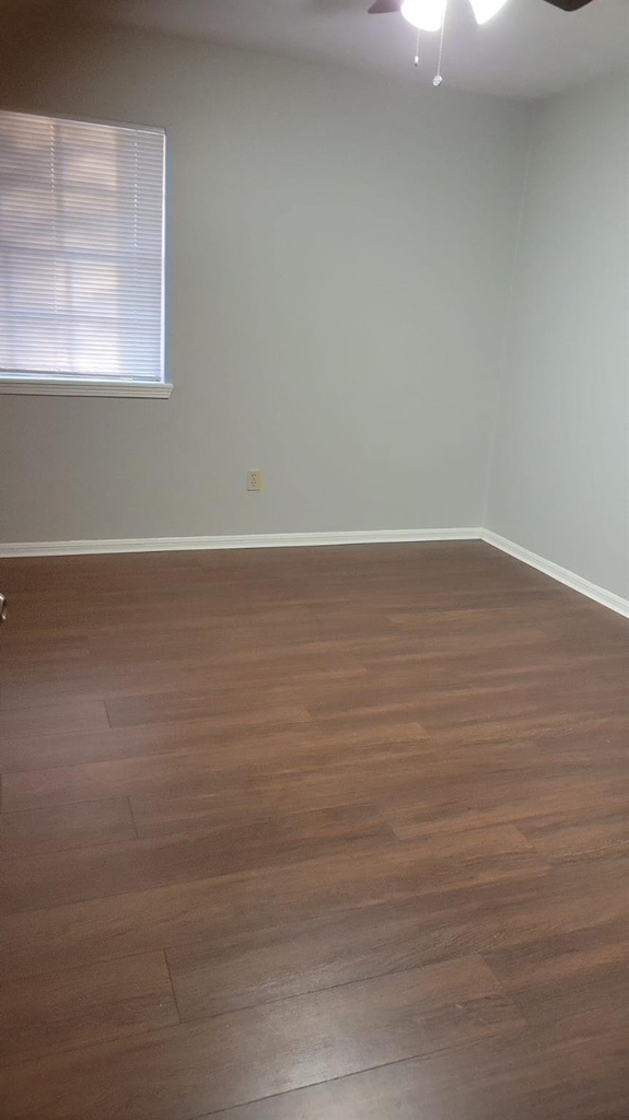 5703 Green Timbers Drive - Photo 3