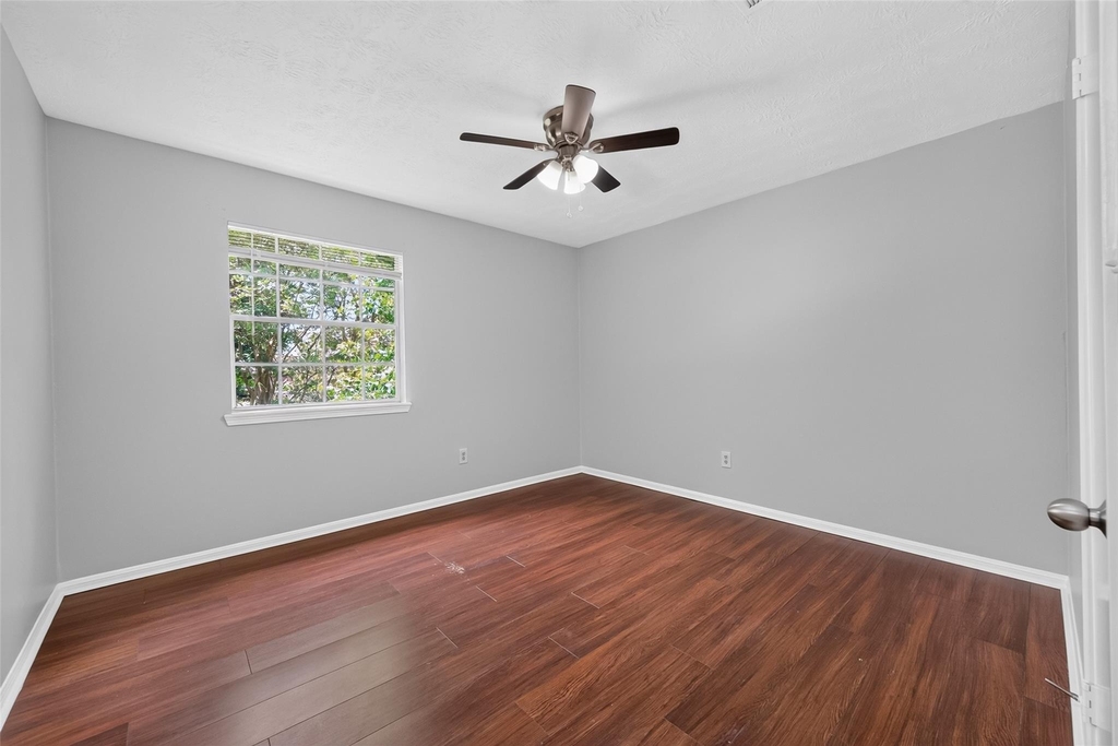 5703 Green Timbers Drive - Photo 30