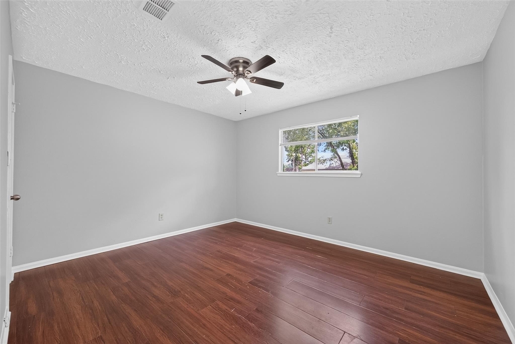 5703 Green Timbers Drive - Photo 29