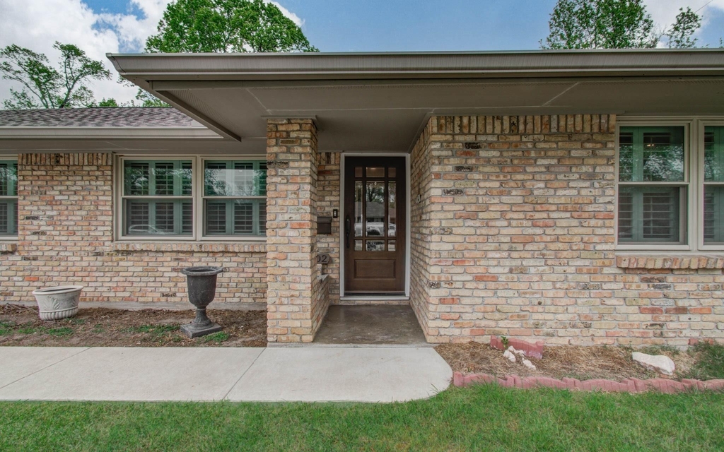 9002 Railton Street - Photo 2