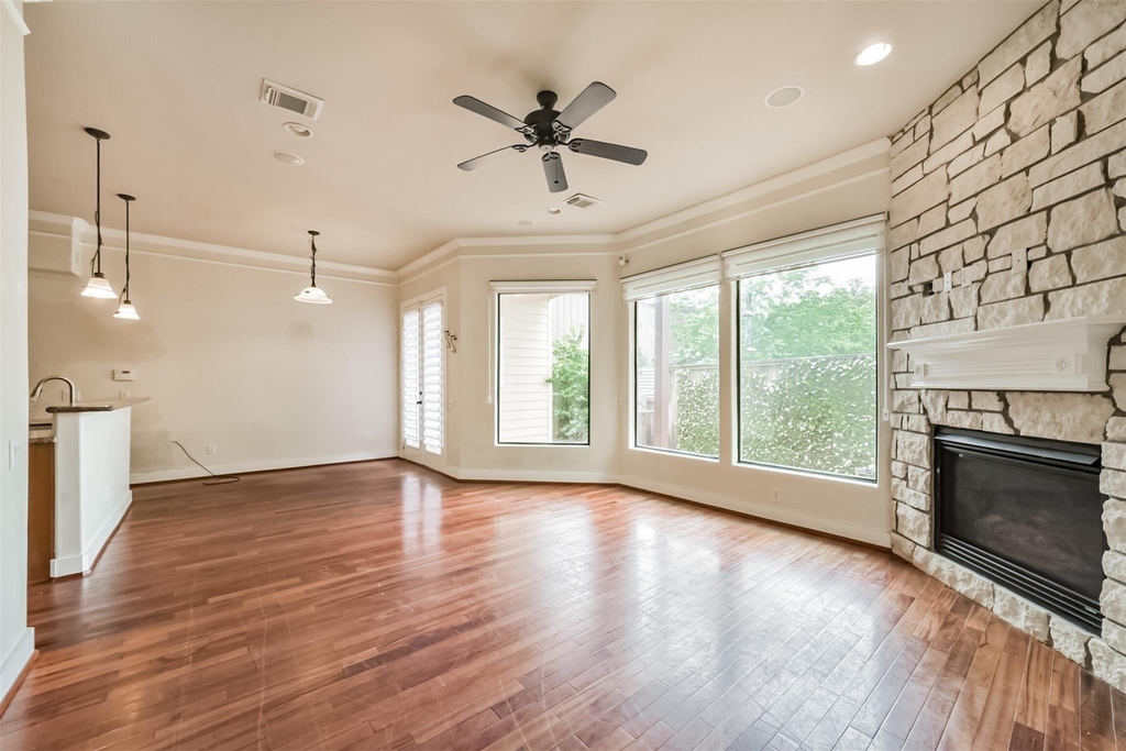 11025 Robin Hood Court - Photo 8