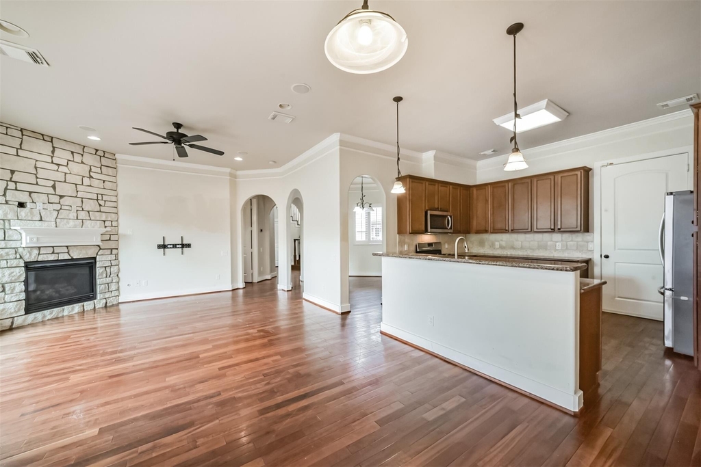 11025 Robin Hood Court - Photo 10