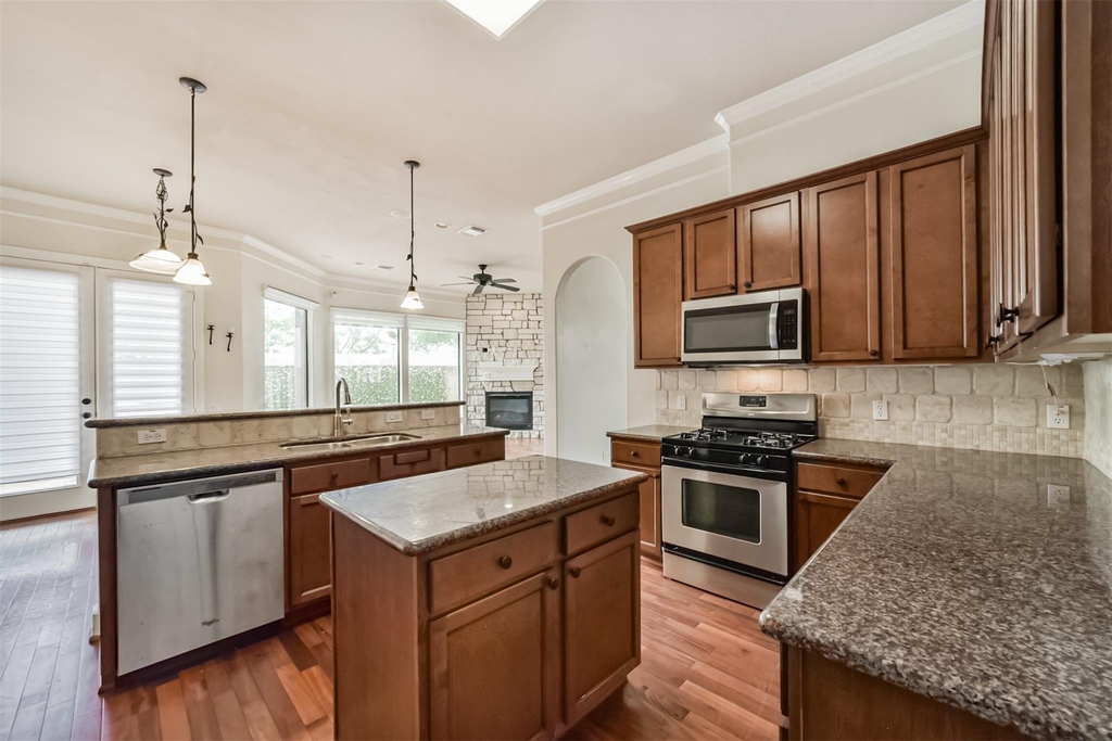 11025 Robin Hood Court - Photo 11