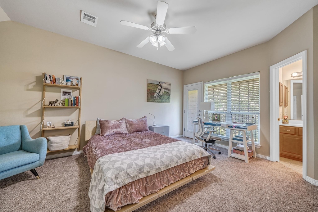 305 Holleman Drive E - Photo 16
