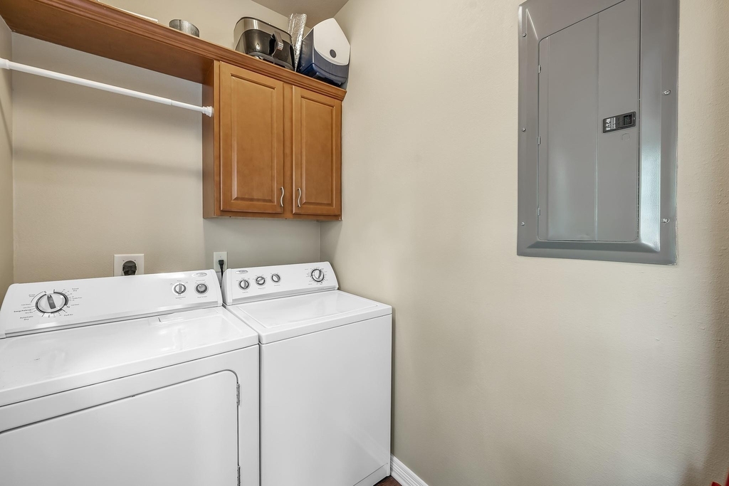305 Holleman Drive E - Photo 19