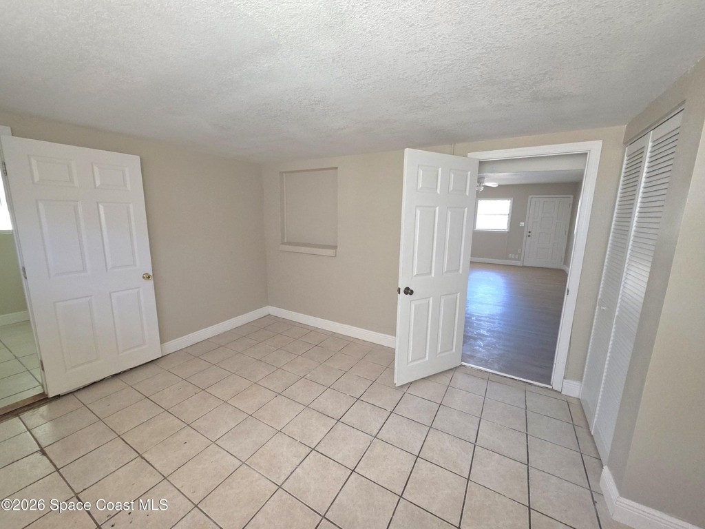 4415 Coleridge Avenue - Photo 3