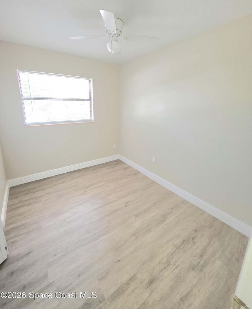 4415 Coleridge Avenue - Photo 9