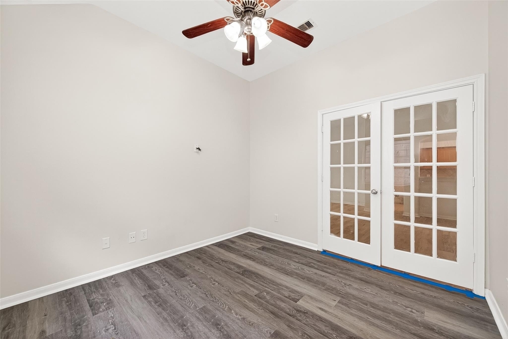 13006 Rose Landing Drive - Photo 15