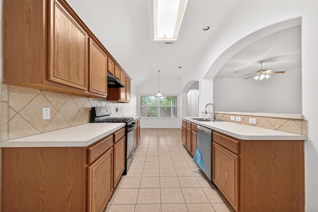 13006 Rose Landing Drive - Photo 10