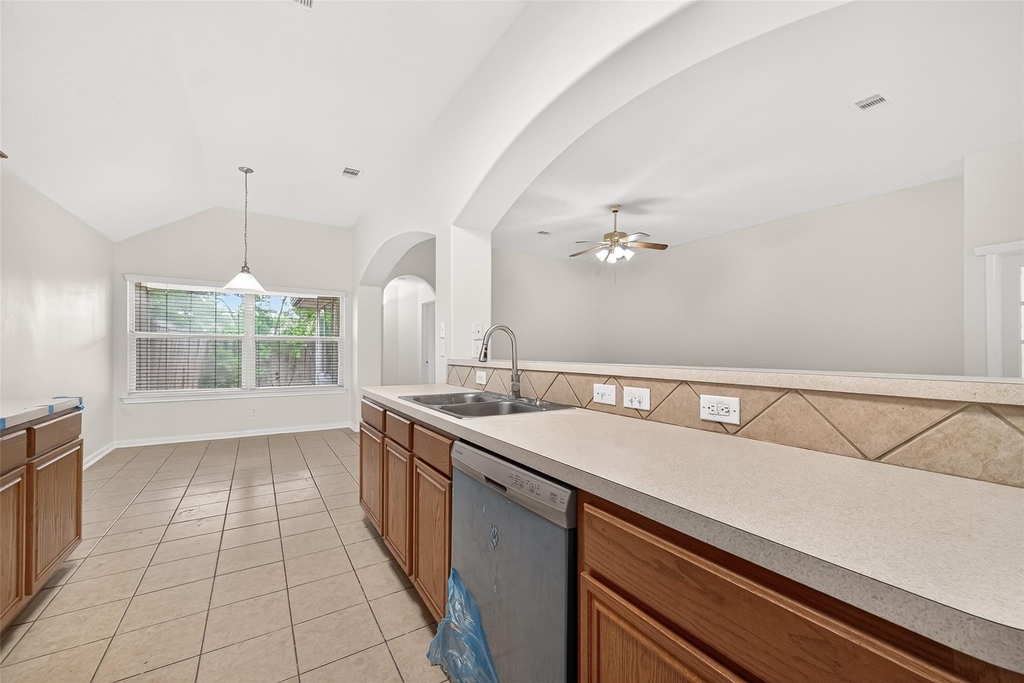 13006 Rose Landing Drive - Photo 12