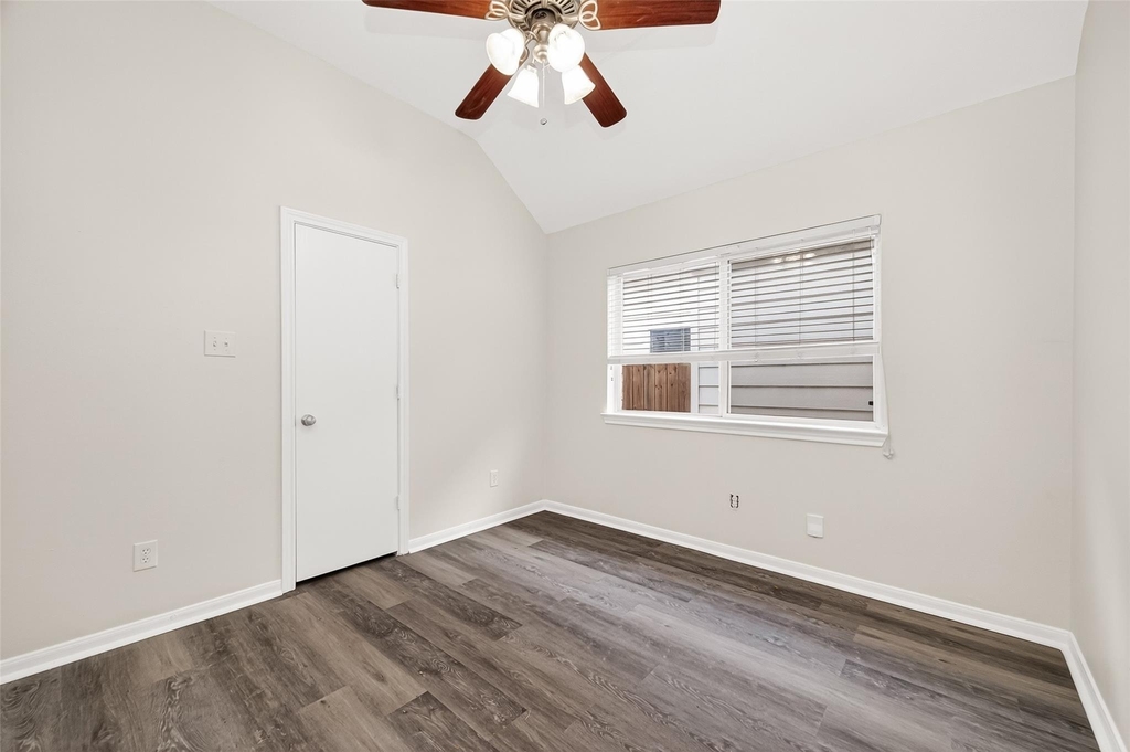 13006 Rose Landing Drive - Photo 14