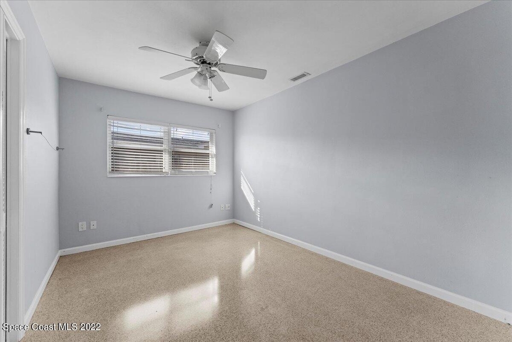 215 Marion Street - Photo 11