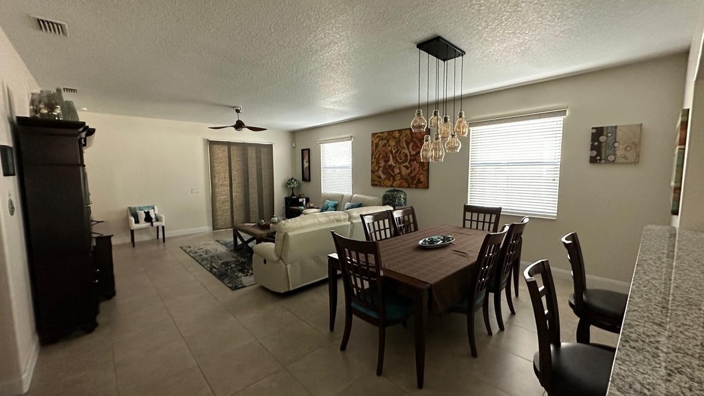 412 Waterside Circle - Photo 4