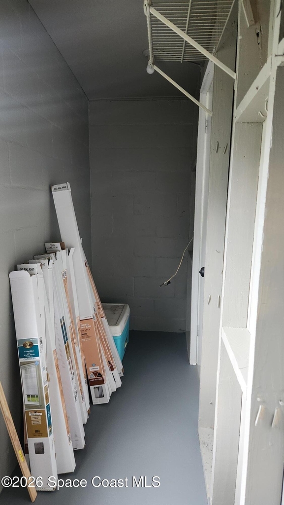 102 S Christmas Hill Road - Photo 18