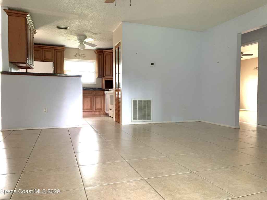 890 Serenade Street Nw - Photo 8