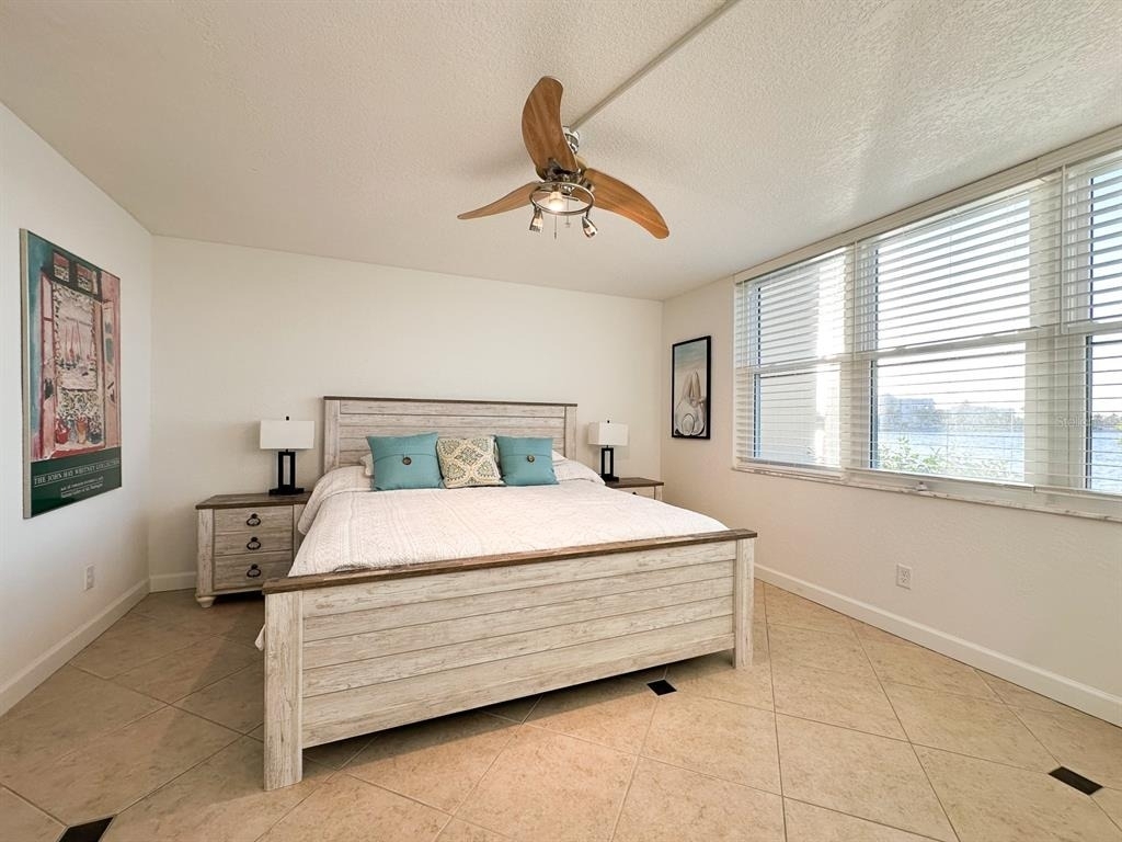 7920 Sun Island Drive S - Photo 18