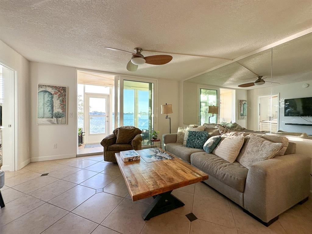 7920 Sun Island Drive S - Photo 2