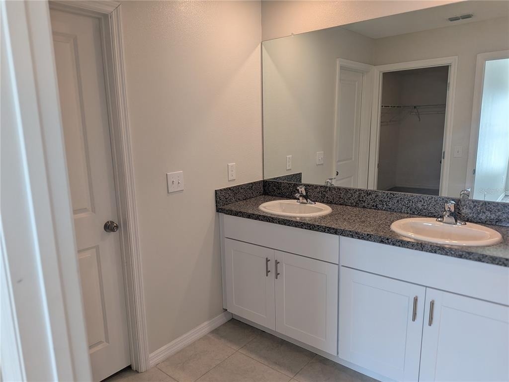 446 Argyll Drive - Photo 15