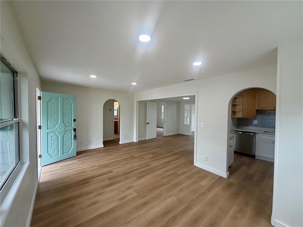 3938 2nd Avenue N - Photo 2