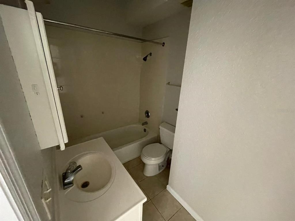 255 6th Avenue N - Photo 7