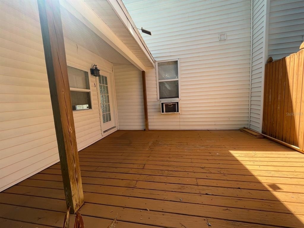 255 6th Avenue N - Photo 2