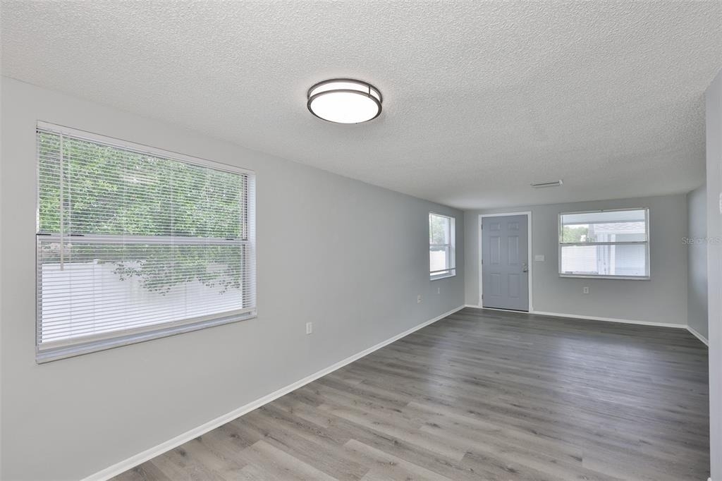 5637 Golden Nugget Drive - Photo 4