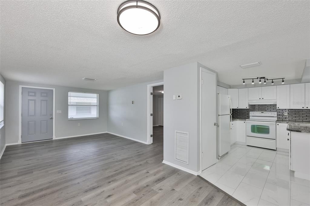 5637 Golden Nugget Drive - Photo 6