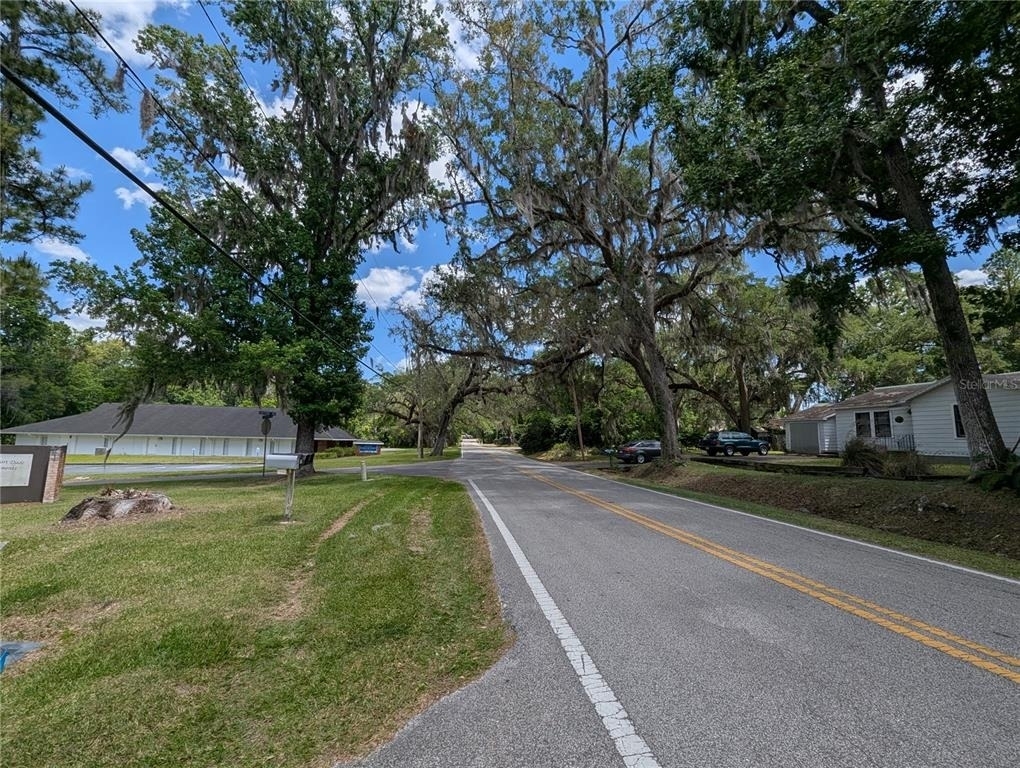 614 W Fort Dade Avenue - Photo 10