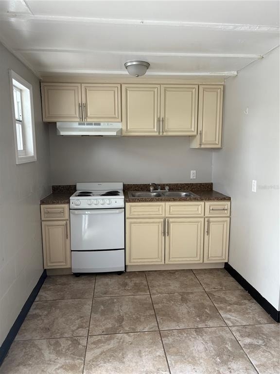 14854 17th Street - Photo 2