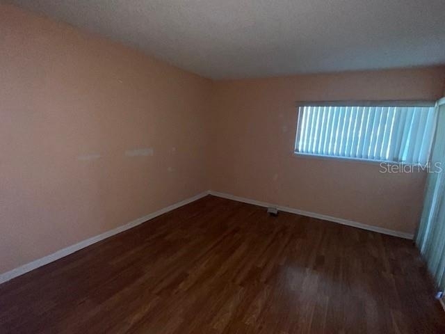 6301 Newtown Circle - Photo 2