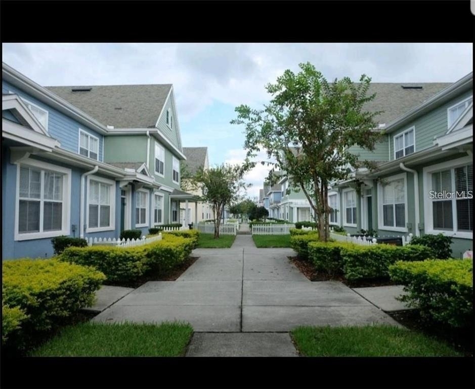 4015 Venetian Bay Drive - Photo 1
