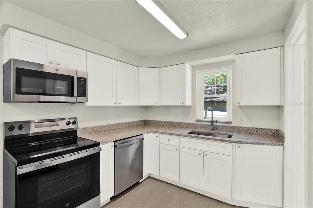 1187 Bass Boulevard - Photo 6