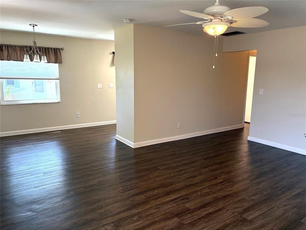2202 Clubhouse Drive - Photo 2