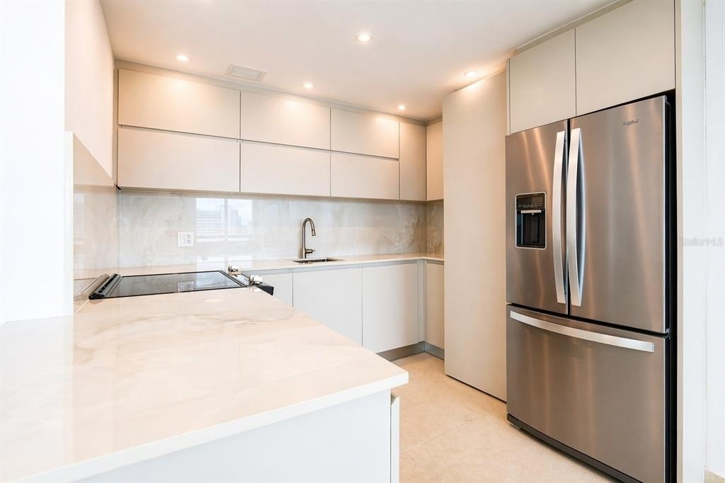 Waldorf Tower Ave. Isla Verde - Photo 10