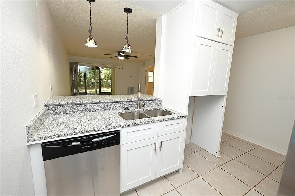 141 Fernery Road - Photo 3