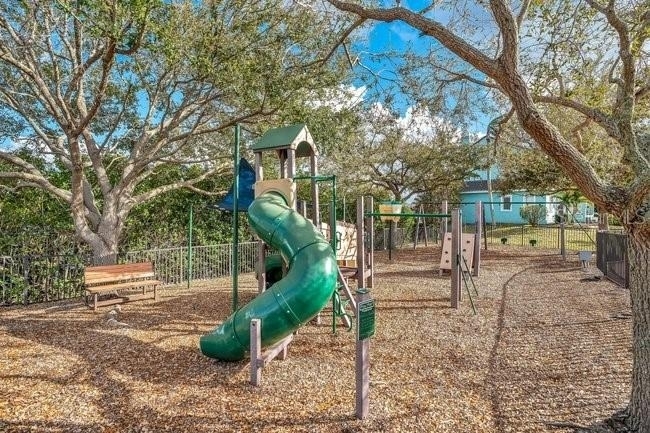 934 Symphony Isles Boulevard - Photo 44