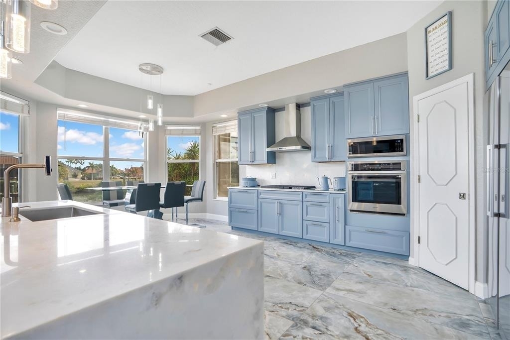 934 Symphony Isles Boulevard - Photo 9