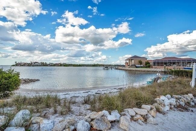 934 Symphony Isles Boulevard - Photo 50